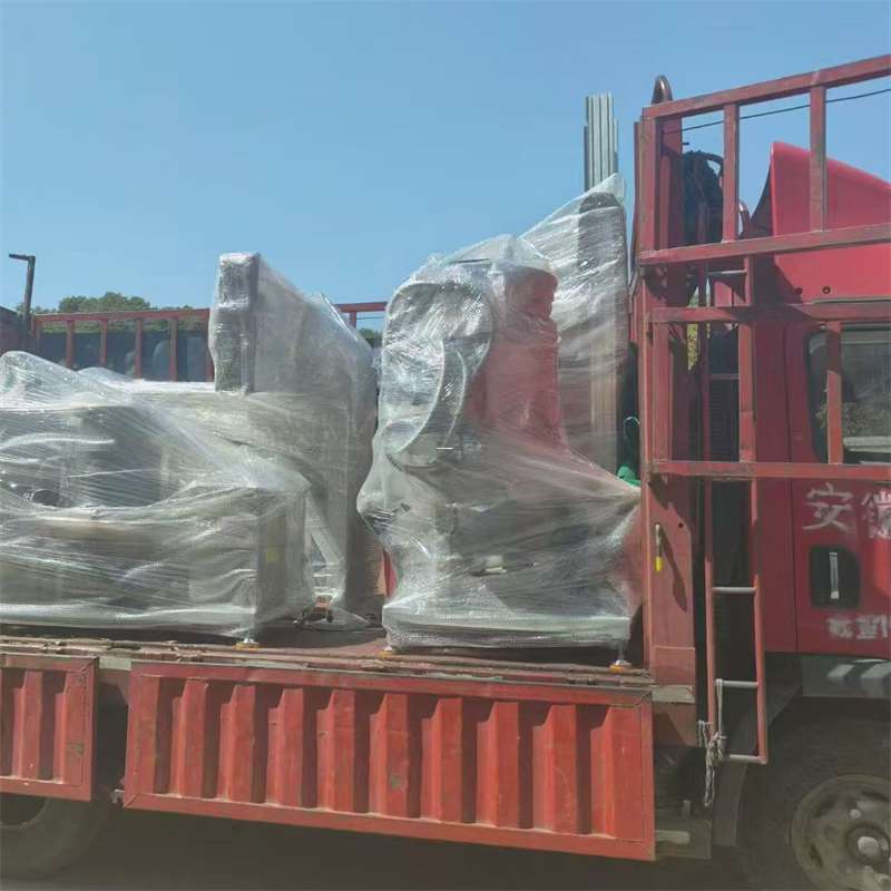 龙马潭区洛扎县：物流专线的高效货运之旅