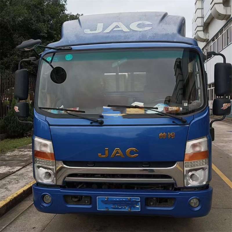 龙马潭区江孜县：物流专线的高效货运之旅